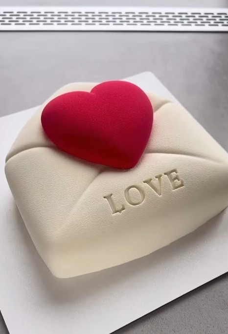 տորթ սիրելիին Գյումրիում — «Մուսային տորթ- LOVE»