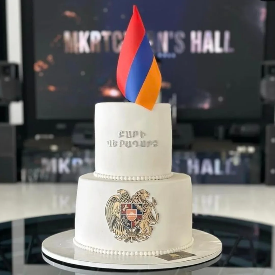 կորպորատիվ / ավարտական տորթ Գյումրիում — «Տորթ - Զինվորական»