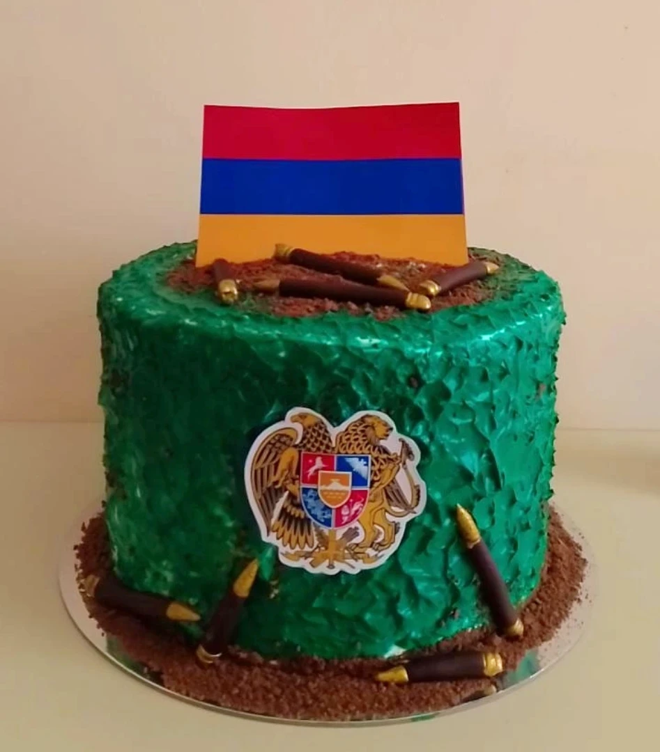 կորպորատիվ / ավարտական տորթ Գյումրիում — «Տորթ - Զինվորական»