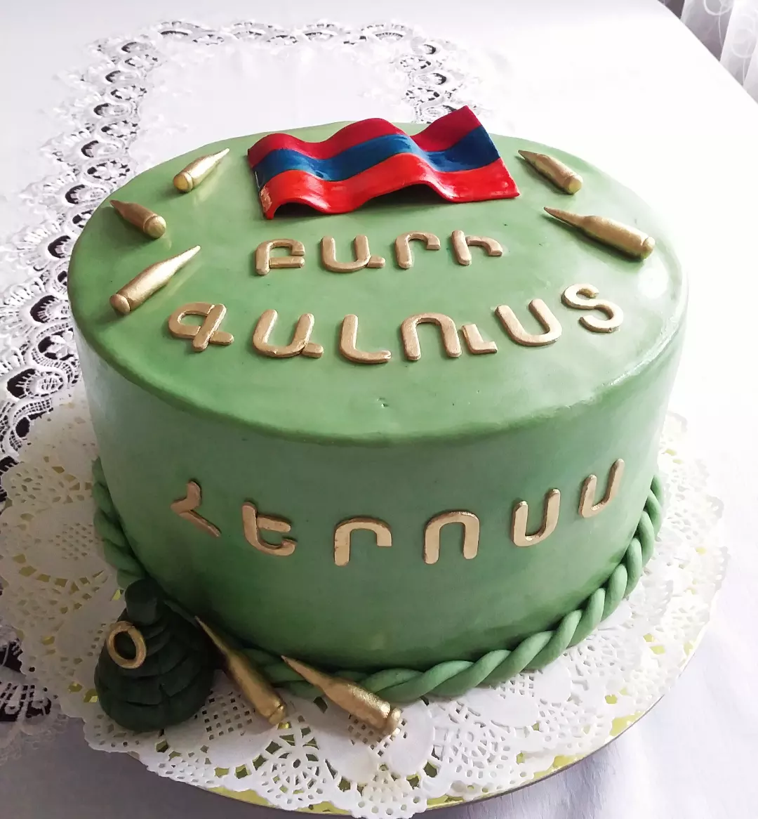 կորպորատիվ / ավարտական տորթ Գյումրիում — «Տորթ - Զինվորական»